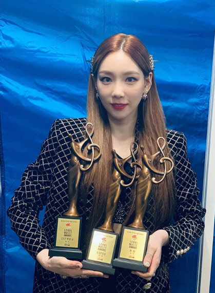 태연 대상 소감 "상이 무거워요"(사진=태연 인스타그램 캡처)